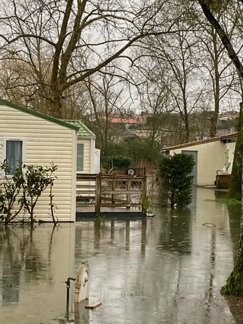 Le camping - inondations