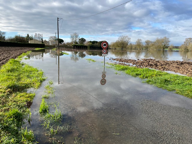 Les chevaliers - inondations