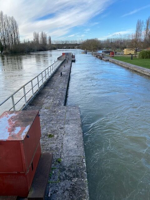 Le barrage - inondations