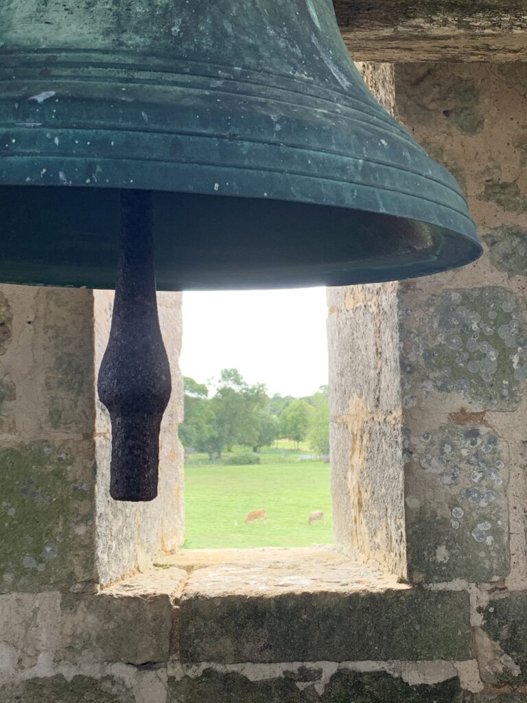 Cloche de l’église du Mung